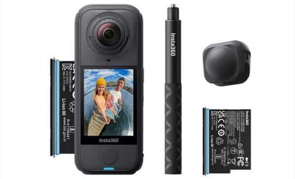 Insta360 X4 Air Starter Bundle